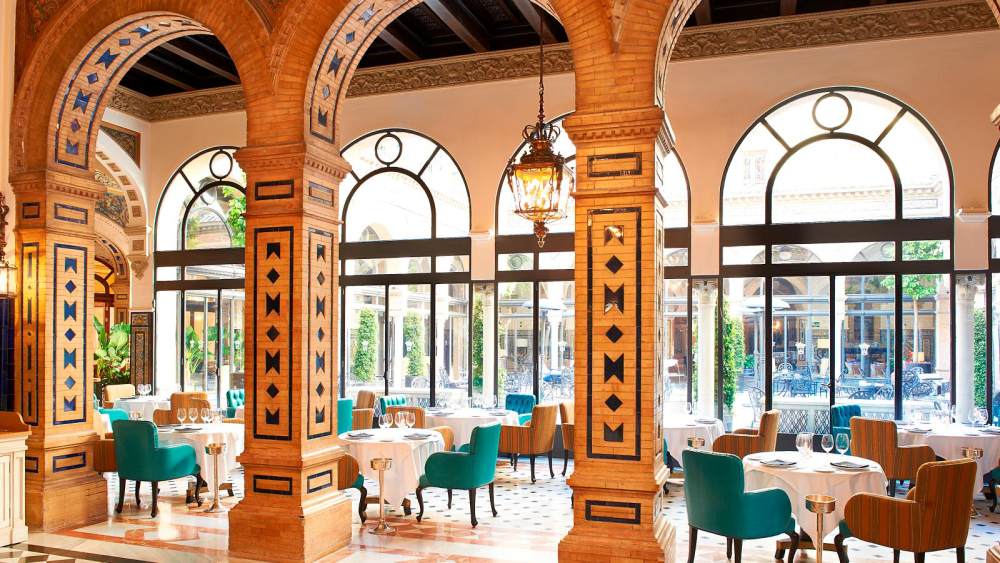 西班牙塞维利亚阿方索十三世酒店 Hotel Alfonso XIII, Seville_HDHotelAlfonsoXIIISevillePublicareas.jpg