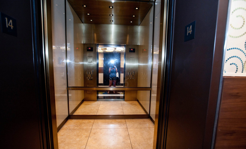 elevators--v744030-1280.jpg