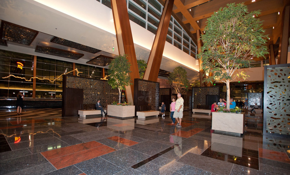 lobby--v744056-1280.jpg