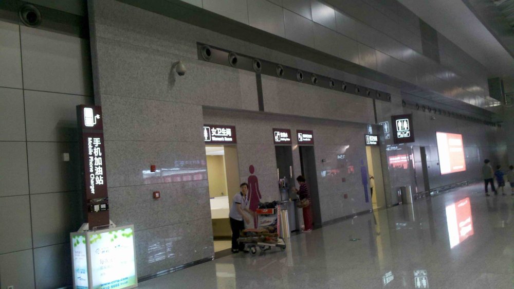 成都新T2航站楼_2012-08-22_20-55-29_234.jpg