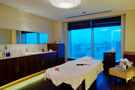 巴库希尔顿酒店 Hilton Baku_eforeaSpatreatmentroom_FP.jpg