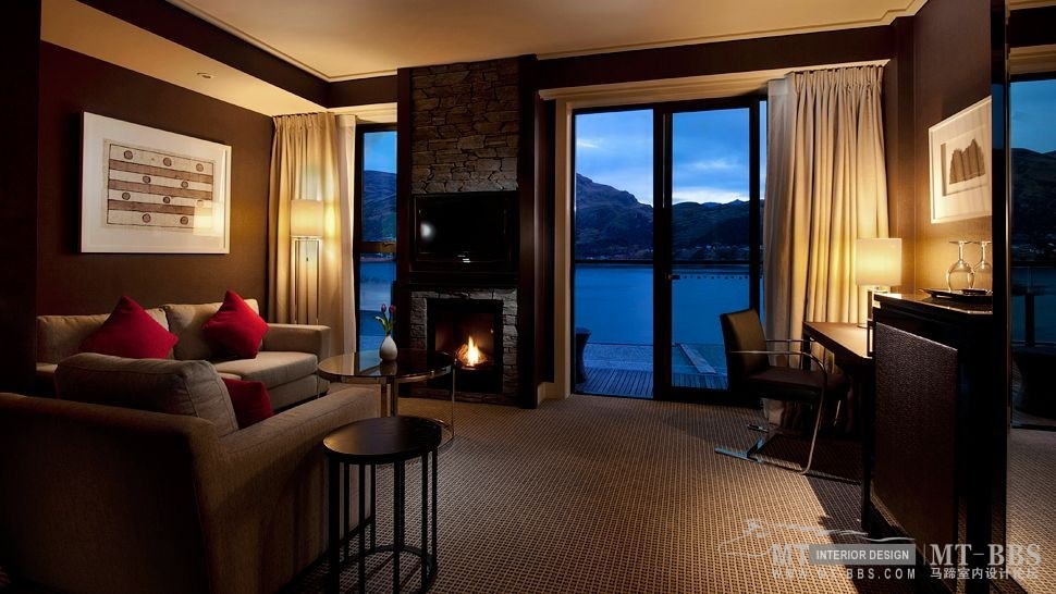 新西兰皇后镇希尔顿酒店 Hilton Queenstown_009592-12-guest-livingroom.jpg