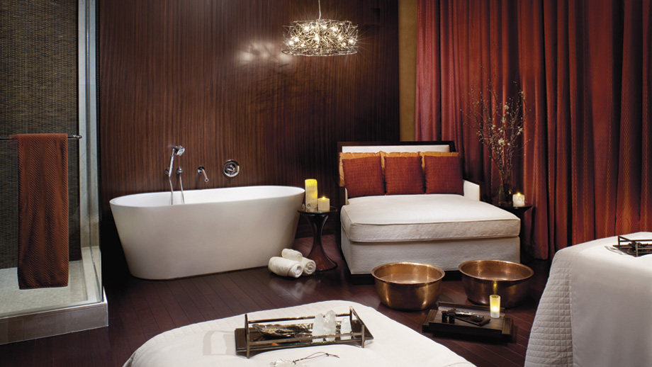 多伦多丽思卡尔顿酒店(The Ritz-Carlton,Toronto )_16 Treatment Rooms, including an Executive “Cloud 9” Couples Suite.jpg