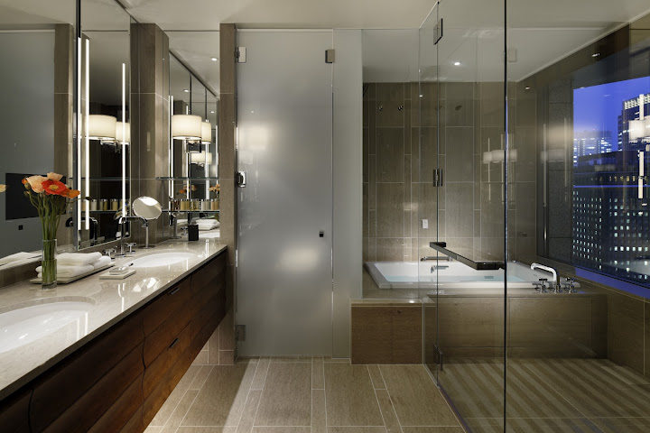 Palace-Hotel-Tokyo_Palace-Hotel-Tokyo-Park-Suite-Bathroom.jpg