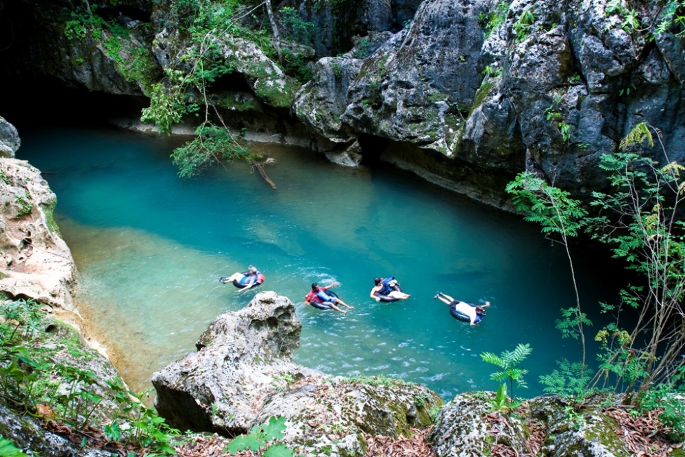 伯利兹圣佩德罗Las Terrazas Resort_Cave-Tubing.jpg