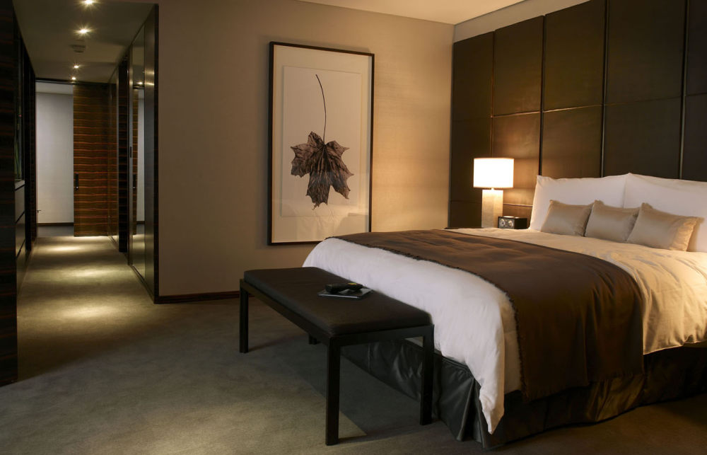 Yabu-多伦多黑泽尔顿酒店 The Hazelton Hotel Toronto_suite_bedroom_03_large_2.jpg