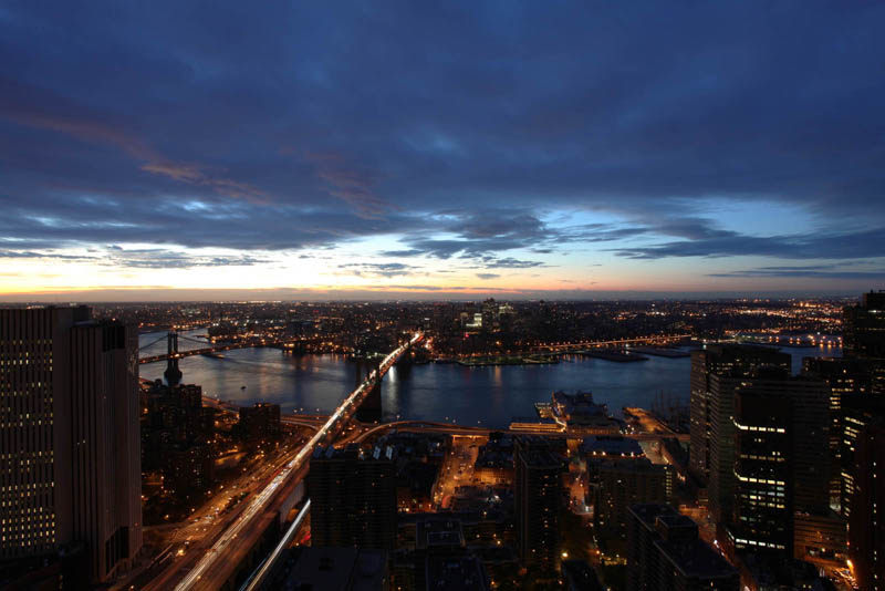 New York by Gehry Tallest Residential Tower in Western Hemisphere_views-from-new-york-by-gehry-rental-residence-building-tower-manhattan-new-york-city-2.jpg