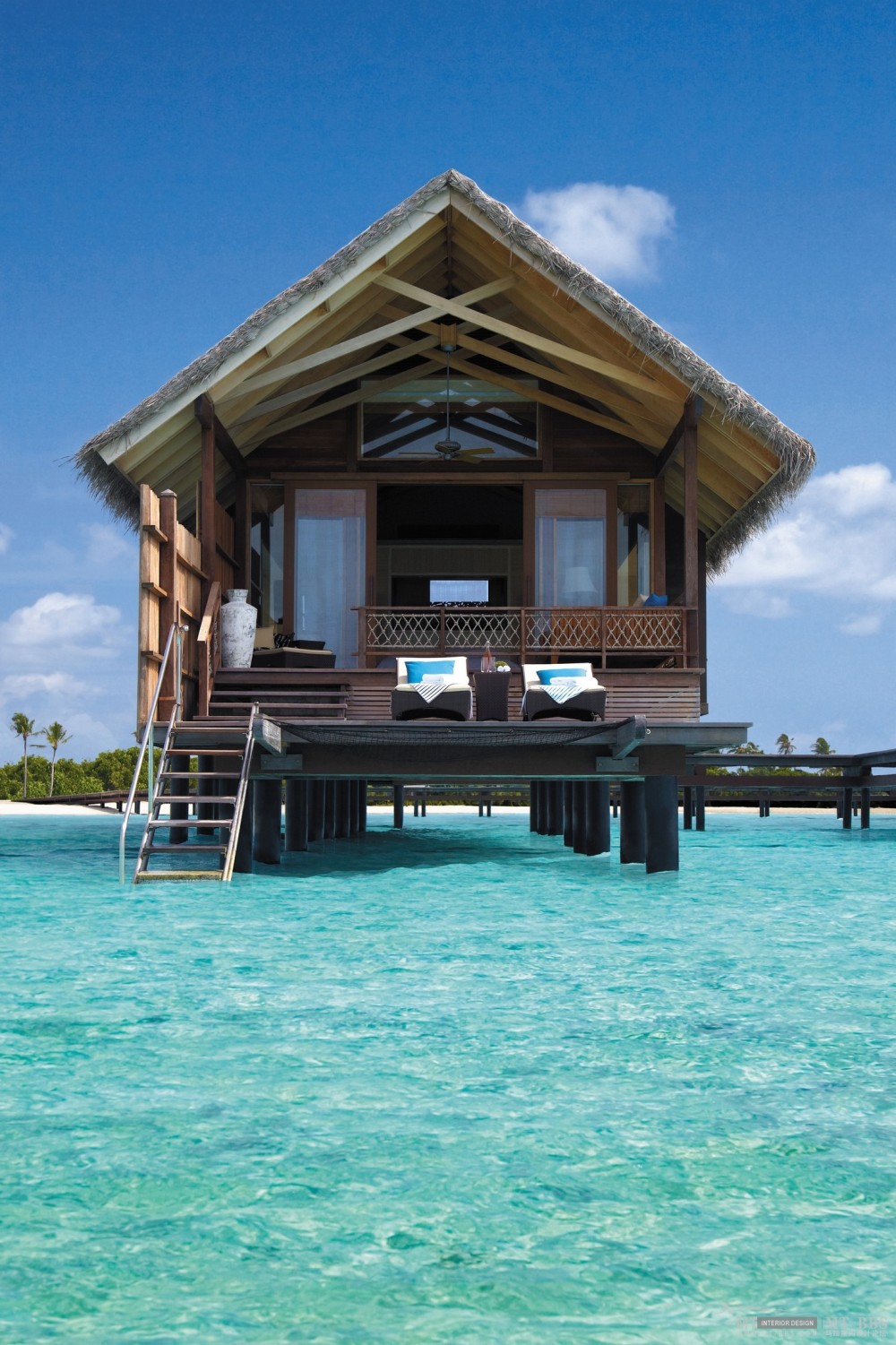 color_shangri_la_hotel_maldives-026.jpg