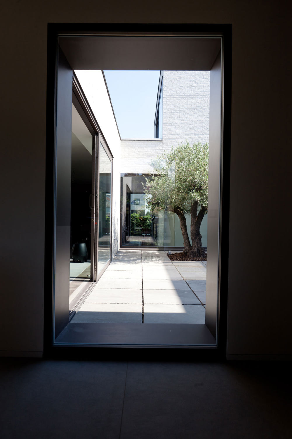 比利时 Courtyard House VW_courtyard-house-11.jpg