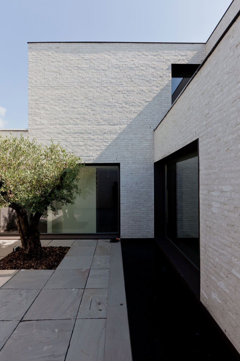 比利时 Courtyard House VW_courtyard-house-07.jpg
