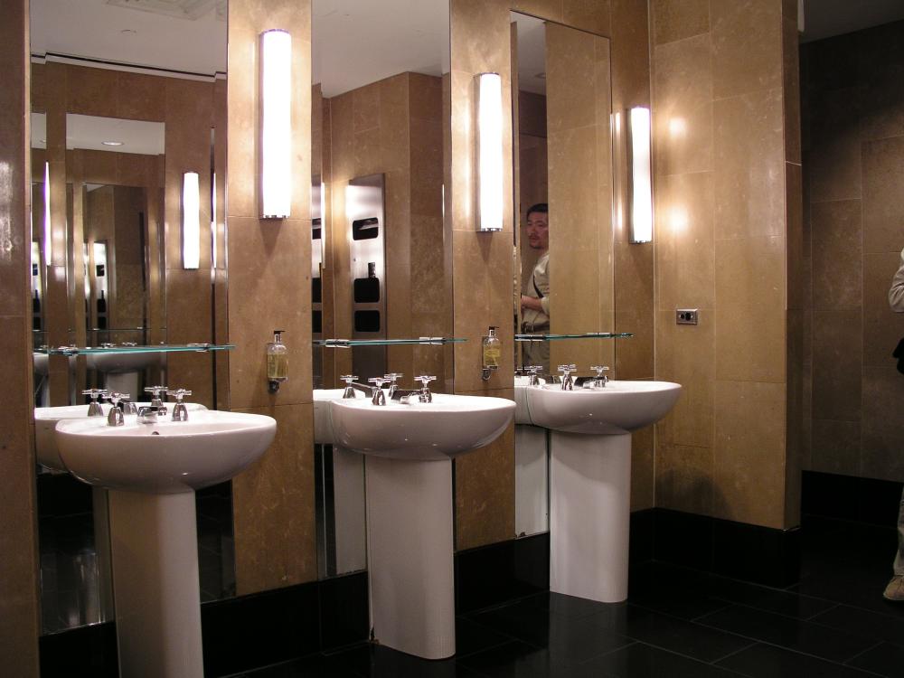墨尔本皇冠大道酒店CROWN PROMENADE HOTEL_Melbourne Crown Tower20030204_0048.JPG