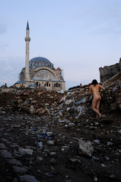 裸体城市的忧郁 Naked City/米魯金（Miru Kim）_Sulukule 伊斯坦布爾