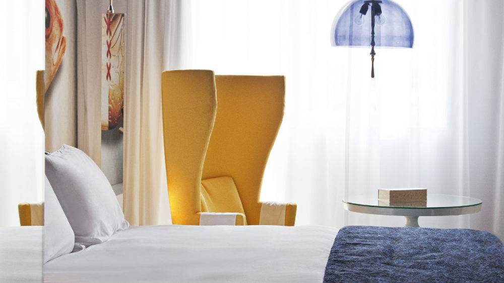 阿姆斯特丹安达兹酒店 Andaz Amsterdam Prinsengracht hotel_AMSAZ_P002_guestroom_02_528.jpg