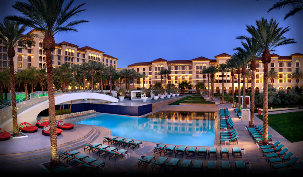 拉斯维加斯绿谷牧场度假酒店 Green Valley Ranch Resort_GV_Hotel_Exterior4Pool-2012.jpg