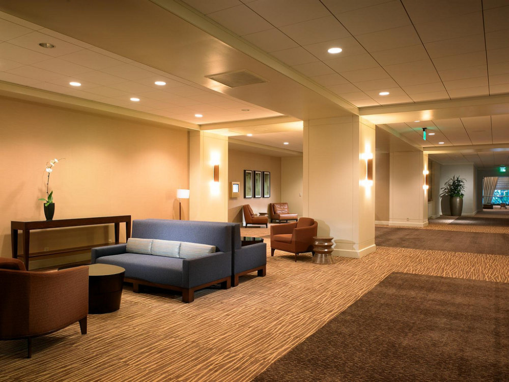 洛杉矶机场威斯汀酒店_22)The Westin Los Angeles Airport—Concourse Ballroom Foyer 拍攝者.jpg