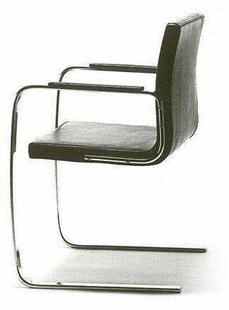 扶手椅 1974.jpg