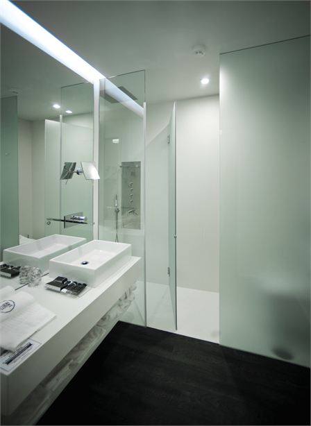 葡萄牙卡米尼亚 Design & Wine Hotel_83e1ed00-2530-4073-8a4b-ff031824dbe1.jpg