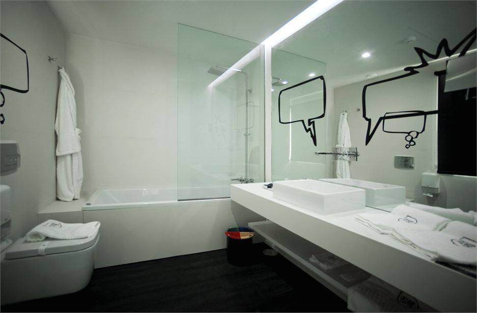 葡萄牙卡米尼亚 Design & Wine Hotel_9153311f-bf1d-4115-95f1-8a05c10ef809.jpg