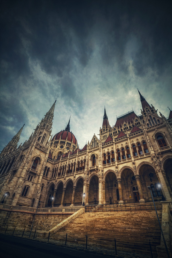 ___budapest_xiii____by_roblfc1892-d598u2d.jpg