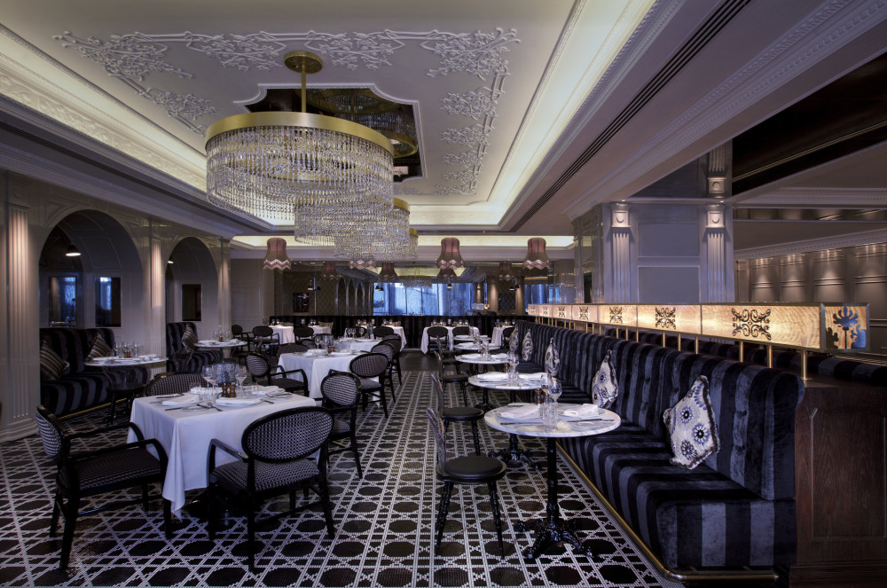 Jumeirah_at_Etihad_Towers_-_Brasserie_Ang_lique_Restaurant.jpg