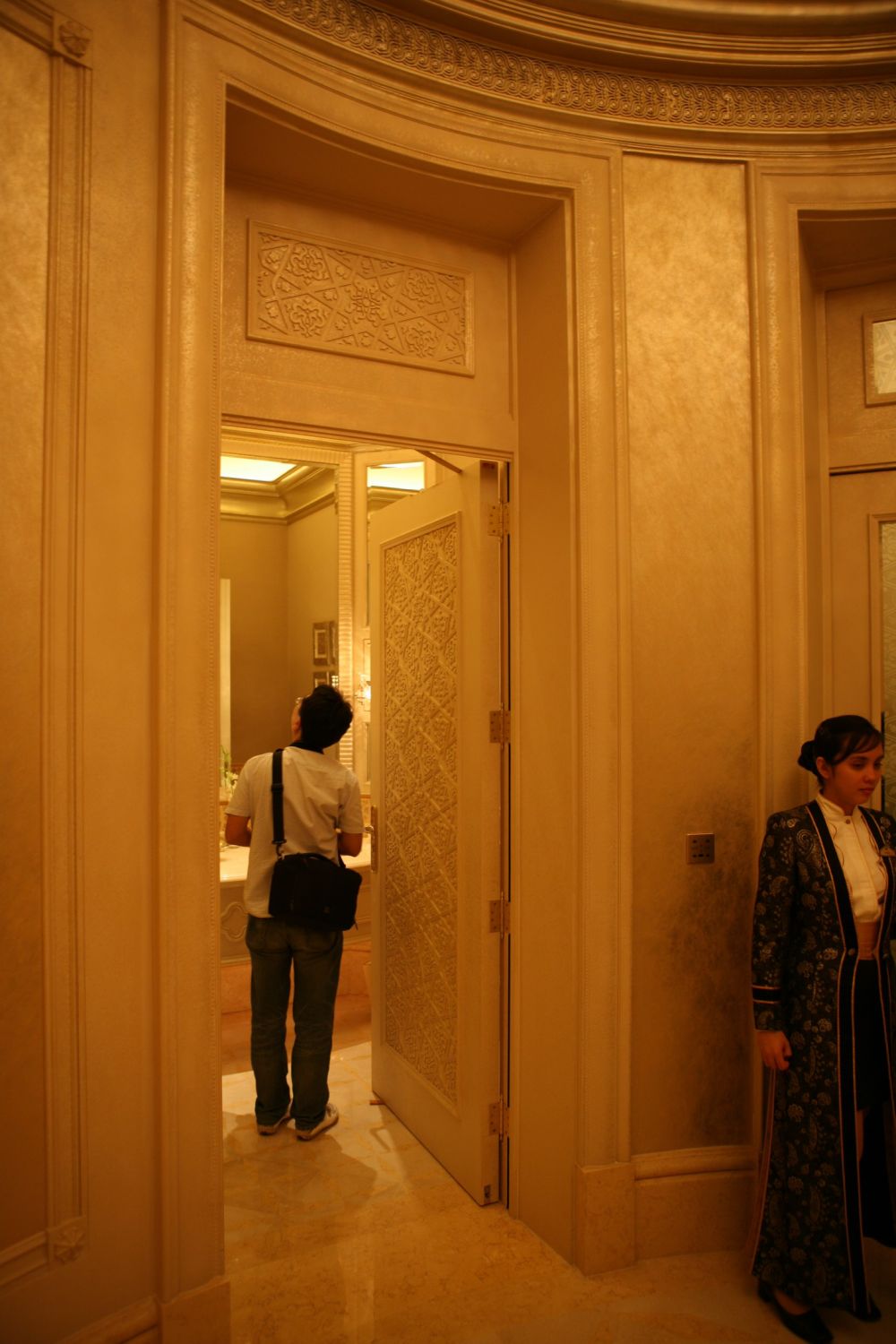 迪拜皇宫酒店总统套房_IMG_0216_调整大小.jpg