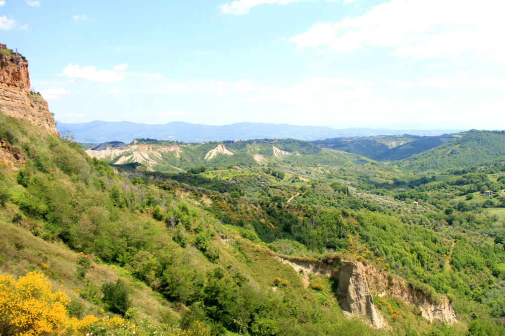 意大利多莫斯奇维塔度假酒店 Domus Civita_THE-TOWN-OF-CIVITA-E.jpg