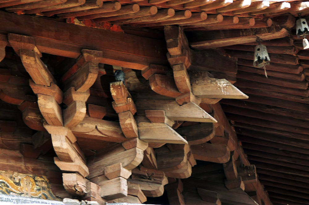 中国传统古代建筑--斗拱_佛宫寺释迦塔的下昂.jpg