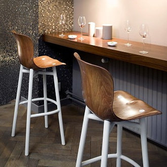 christoph-seyferth-wendela-bar-stool_q9r8.jpg