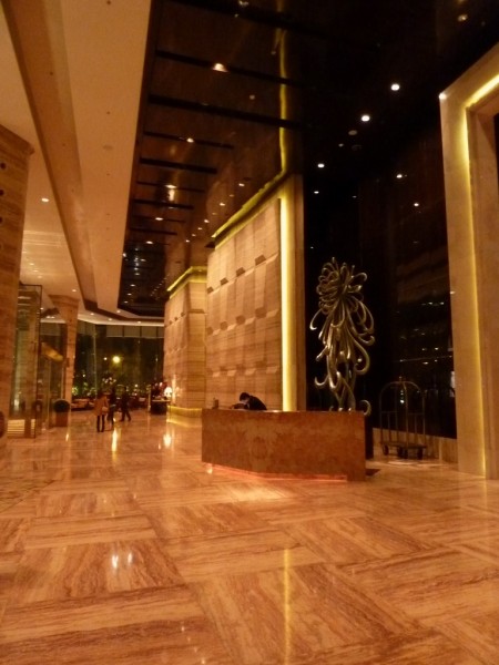 上海浦东丽思卡尔顿酒店(Ritz-Carlton Shanghai Pudong)(Burega Farnell)_185850lfoppl5pq5mogph5_jpg_thumb.jpg