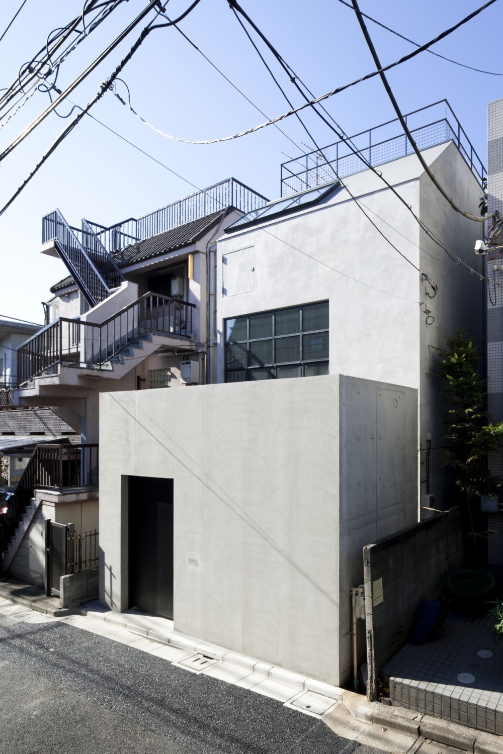 Skatepark-house-by-Level-Architects-Tokyo-16.jpg