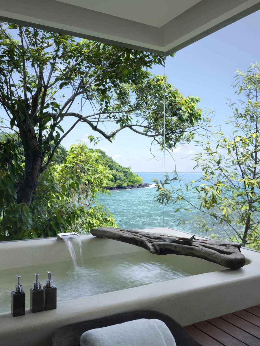 柬埔寨情人岛私人度假村 Song Saa Private Island_(1)05-tbv-bathroom-a-nice-towel-villa-22.jpg