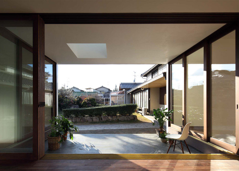 Japanese Kurashiki Sunset Villa（日本-日落别墅）_dezeen_Sunset-Villa-by-TT-Architects_ss_5.jpg