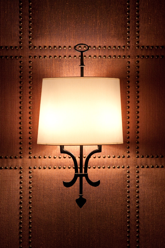 Hotel Chandler New York City_3-detailfrontdesksconce_0.jpg