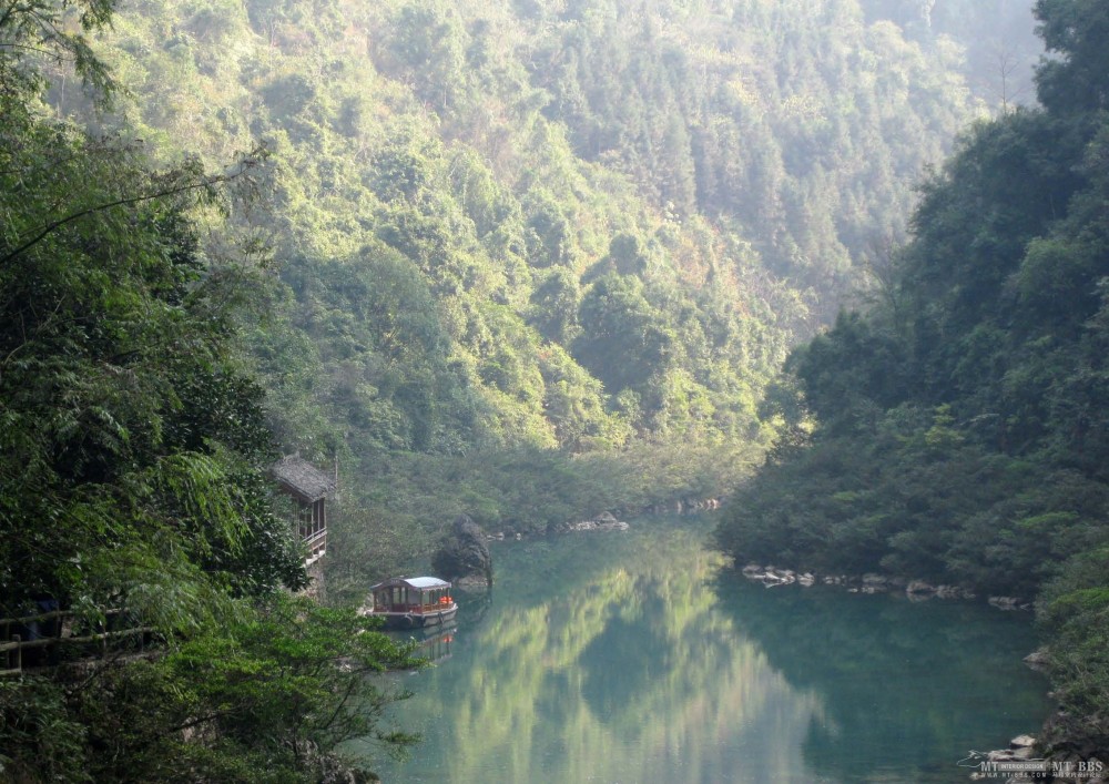 WATG--贵州荔波度假酒店规划设计方案_荔波_页面_09.jpg