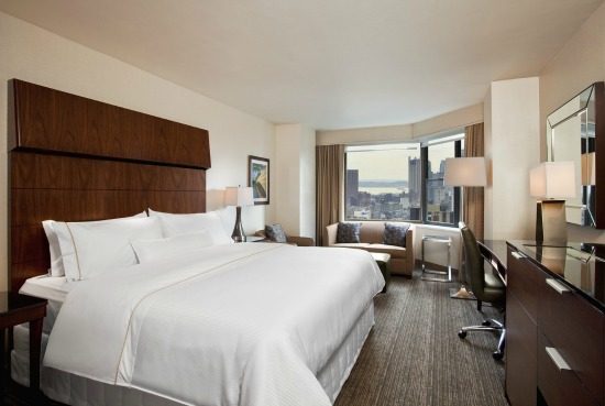 纽约中央车站威斯汀酒店  The Westin New York Grand Central_Premium-Corner-King-Room-Westin-New-York-Grand-Central-Hotel_lg.jpg