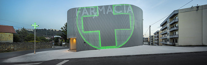 Farmacia Lordelo, Vila Real, Portugal（药店）_farmaa.jpg