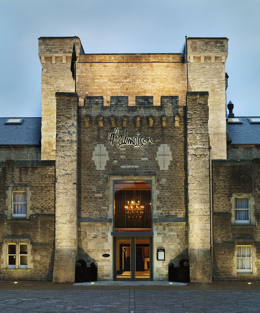 牛津石竹 - 从监狱到豪华精品酒店（值得一看)_Oxford-Malmaison-Hotel_2 (1).jpg