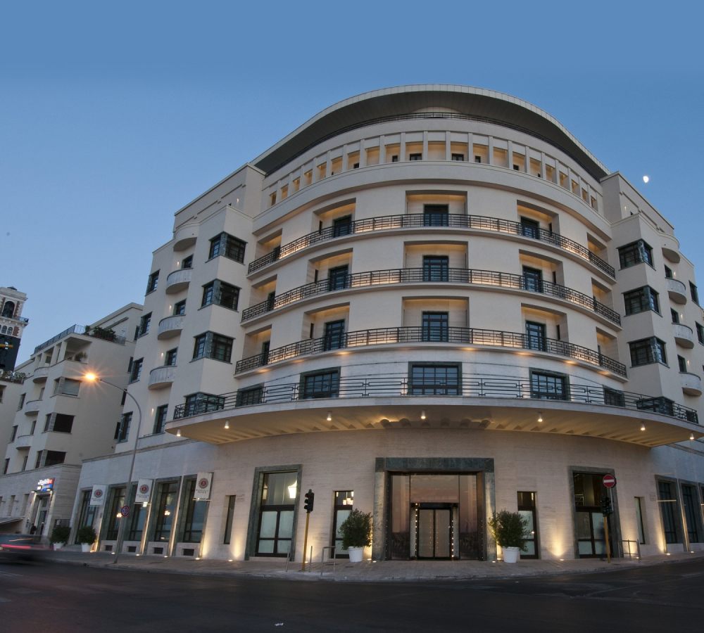 意大利博斯科洛巴里酒店 Bari Hotel Boscolo_SetWidth1500-notturna-boscolo-bari-5-ste.jpg