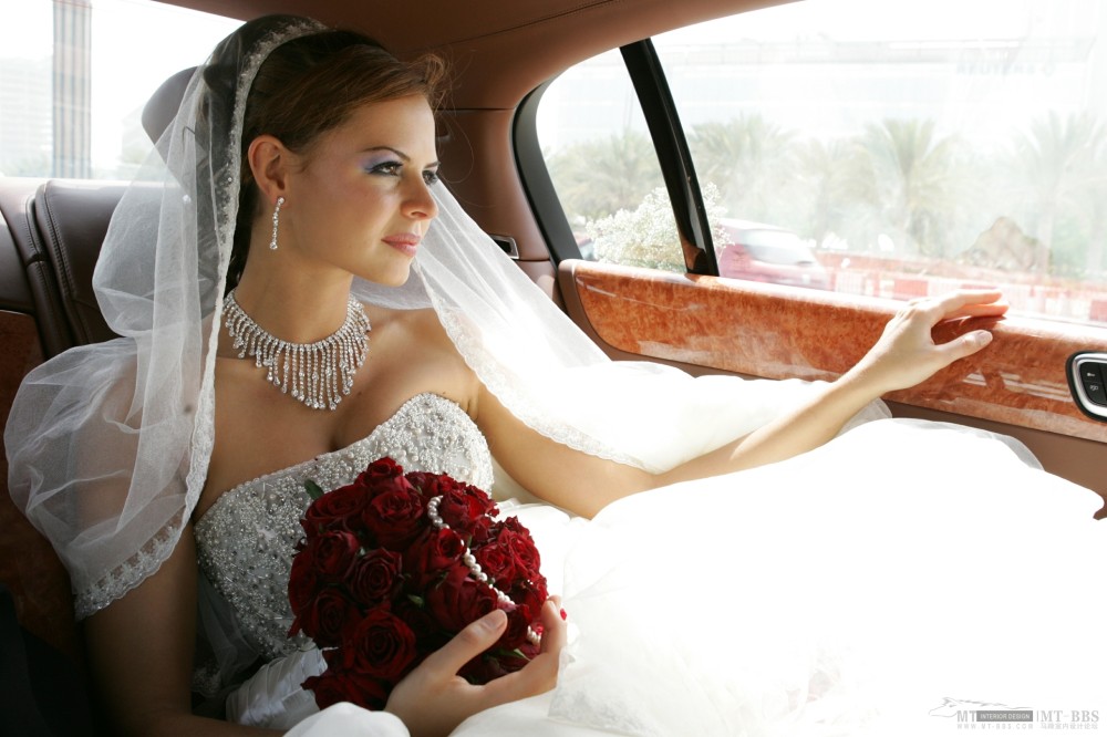 迪拜朱美拉酒店专业照片-Mina A Salam Hotel[4.8G](上半部) ..._Madinat jumeirah - Weddings - Bride Car 2.jpg