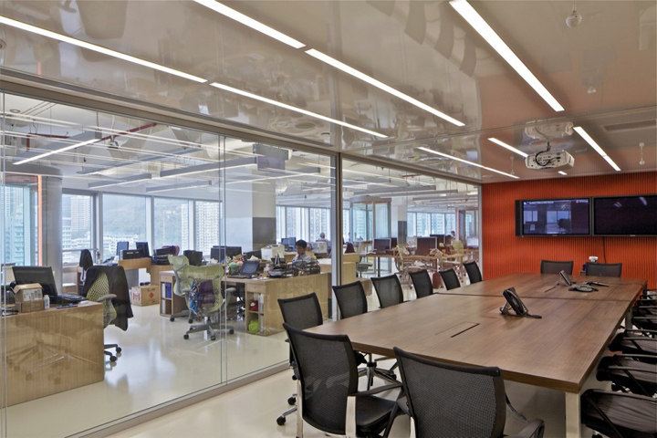 McKinsey & Company_“The new office plan draws inspiration from the black bands on a universal barcode. Different funct ...