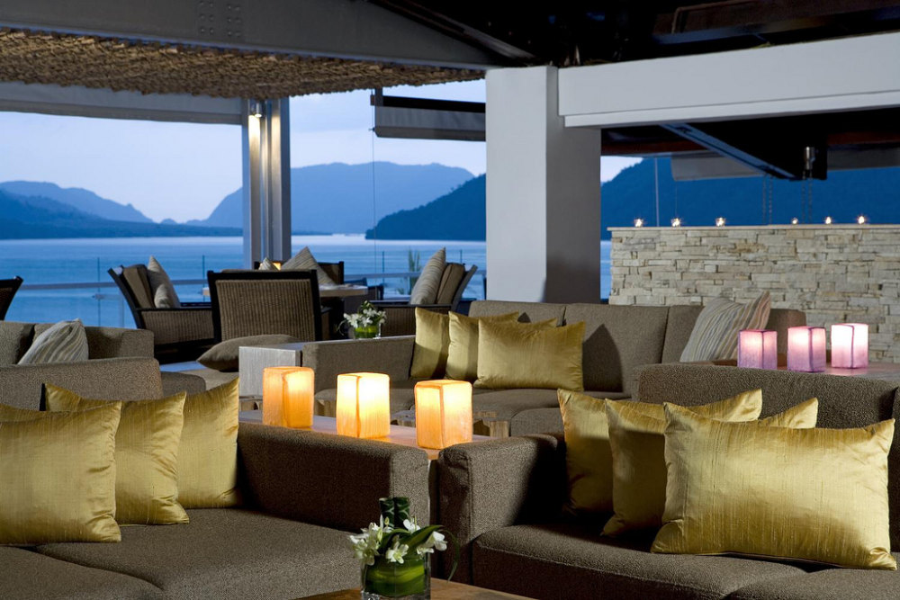 马来西亚兰卡威-威斯汀酒店Westin Langkawi, Malaysia_7)The Westin Langkawi Resort &amp_ Spa—Breeze Lounge – The perfect spot to unw.jpg