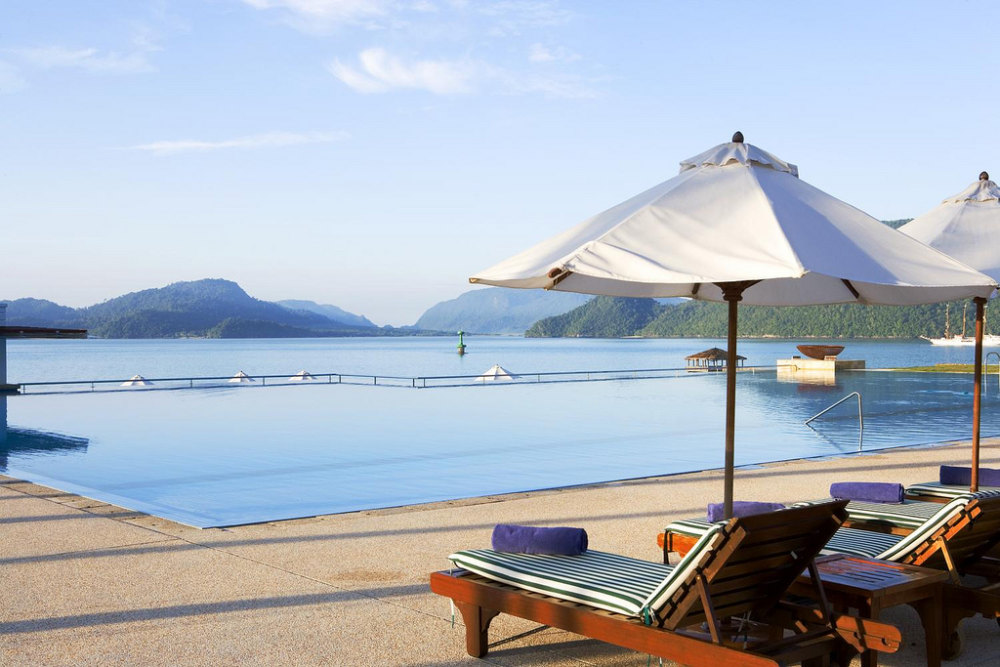 马来西亚兰卡威-威斯汀酒店Westin Langkawi, Malaysia_44)The Westin Langkawi Resort &amp_ Spa—Infinity Pool 拍攝者.jpg