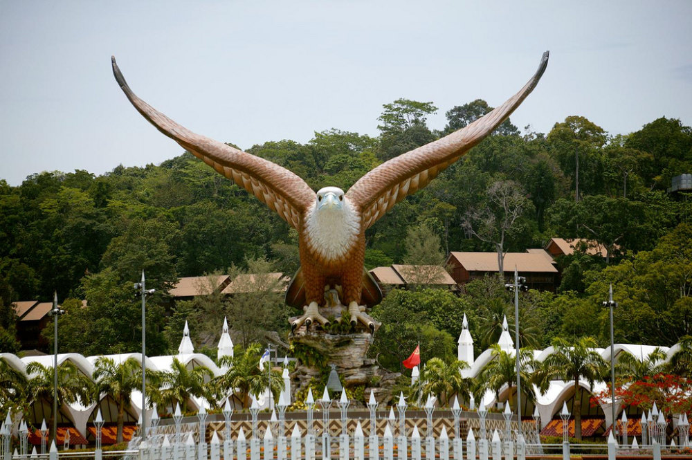 马来西亚兰卡威-威斯汀酒店Westin Langkawi, Malaysia_66)The Westin Langkawi Resort &amp_ Spa—Eagle square monument 拍攝者.jpg