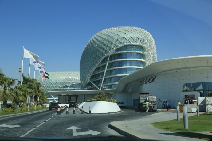 The Yas Hotel（阿布扎比雅思酒店） 阿联酋（第三页更新）_900bf978gccf1f5457fae&690.jpg