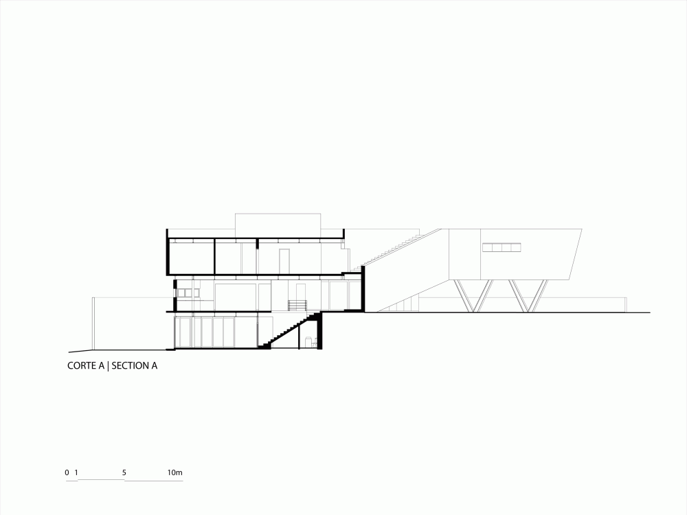 50edad6ab3fc4b7e0800003a_offset-house-shieh-arquitetos-associados_casa_offset_20.png