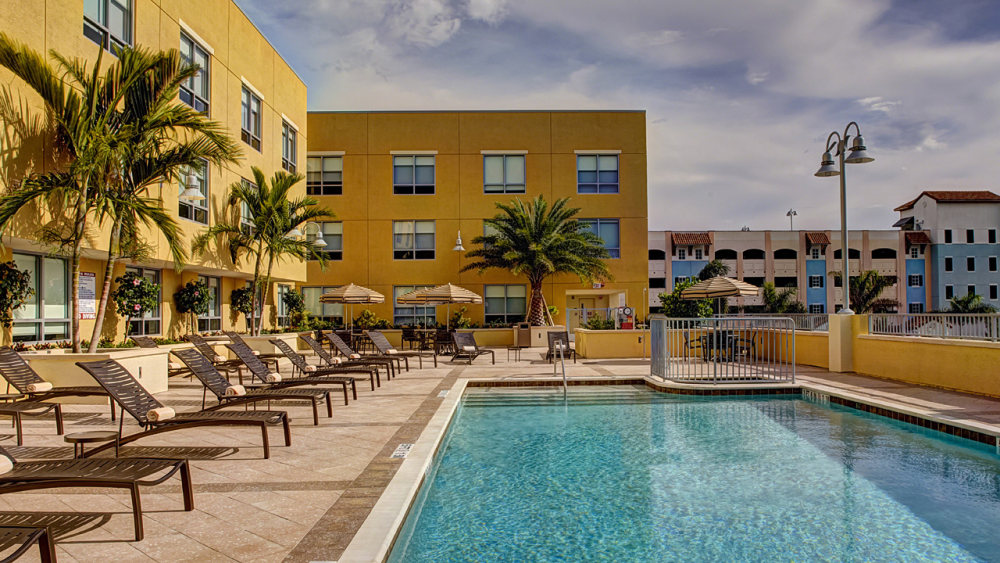 美国德拉海滩凯悦广场酒店 Hyatt Place Delray Beach_PBIZD_P014-Pool-Daytime-EH.jpg