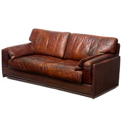 TT153-vintage-leather-sofa-a_l_s.jpg