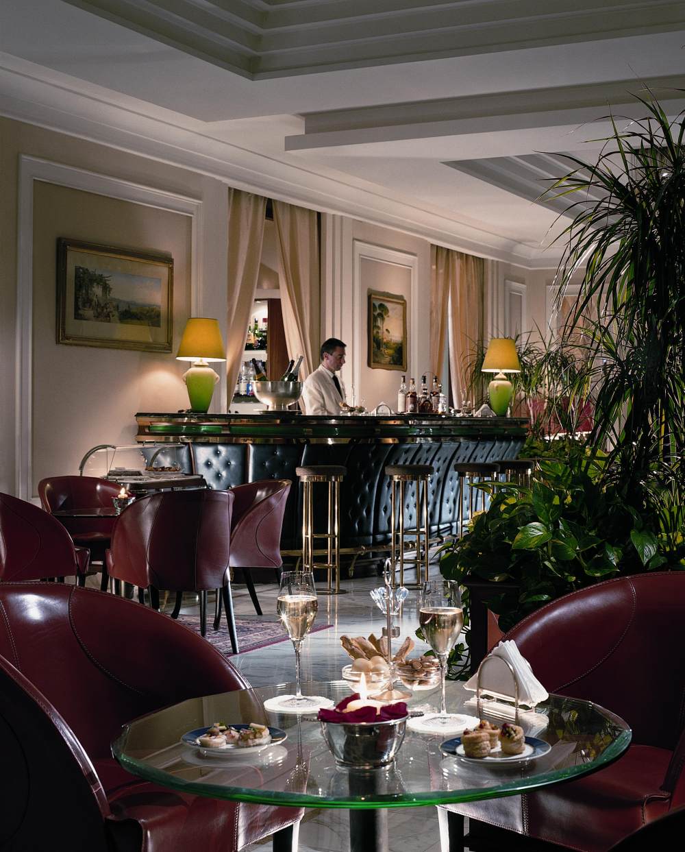 意大利索兰托Grand Hotel Vesuvio_28060929-H1-BAR NOTTURNO.JPG