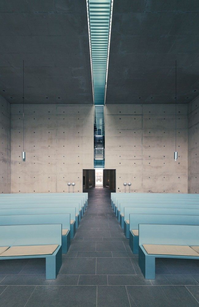 50fee3ceb3fc4b676900000b_crematorium-baumschulenweg-shultes-frank-architeckten_k.jpg