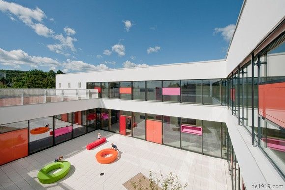 奥地利MAGK + illiz architektur设计的一所学校_6.jpg